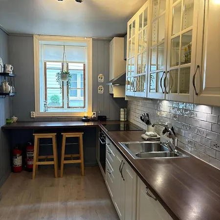 Διαμέρισμα In Old *